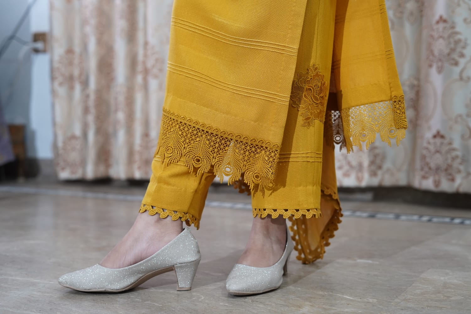 AURELIA- Luxury pret